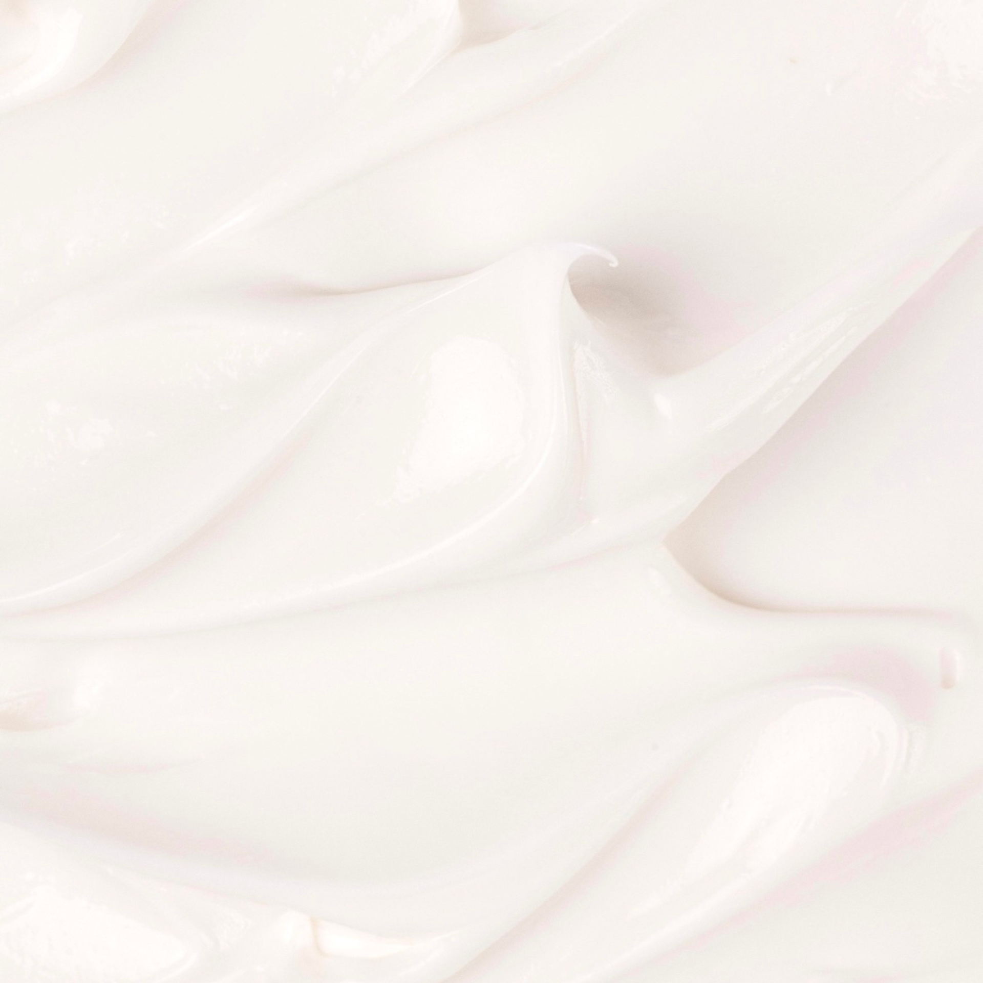 Texture riche et non collante de la crème corps