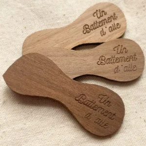 Spatule en bois de noyer